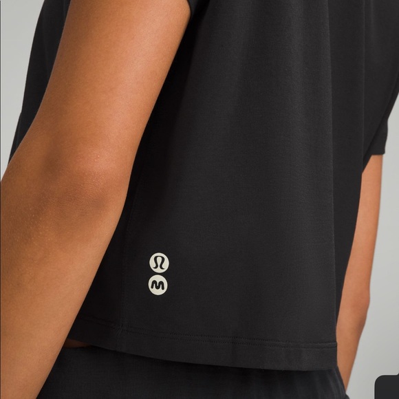 COPY - MADHAPPY X LULULEMON COLAB - Picture 4 of 5